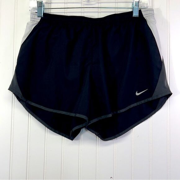 Nike Dri Fit Running Black And Pink Shorts Size Adult medium M - Picture 1 of 15